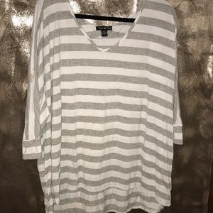 Torrid twist tee stripe grey white stripe 4x shirt